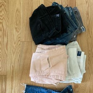 Lots of 10 juniors/women size 4-6 casual pants & dress pants.
